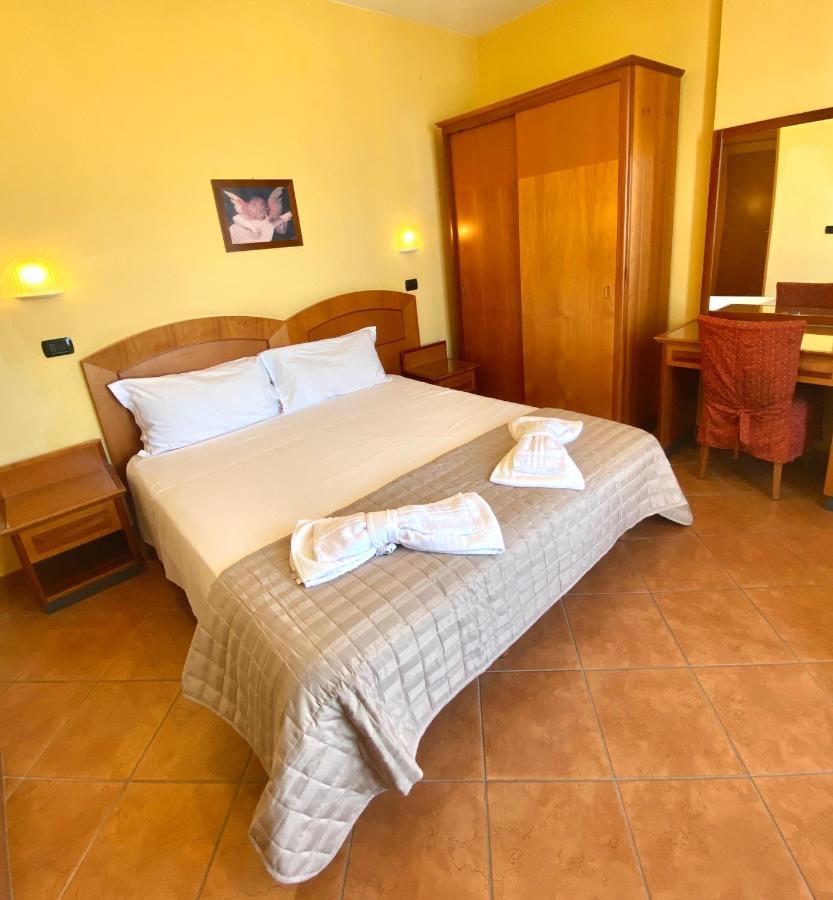 Hotel Audi Frontemare Rimini Eksteriør bilde