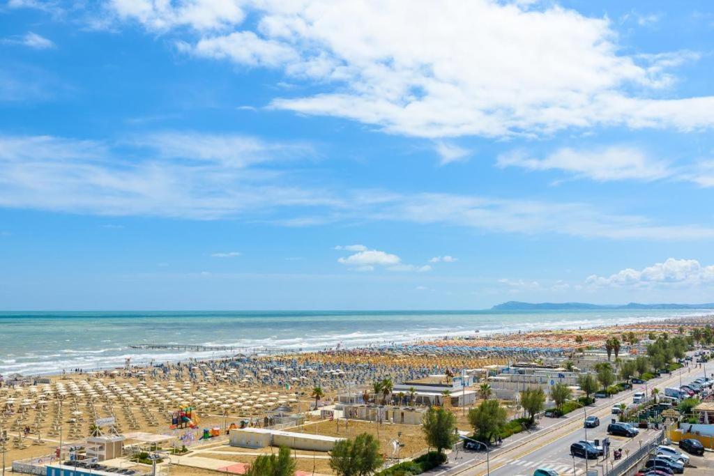 Hotel Audi Frontemare Rimini Eksteriør bilde