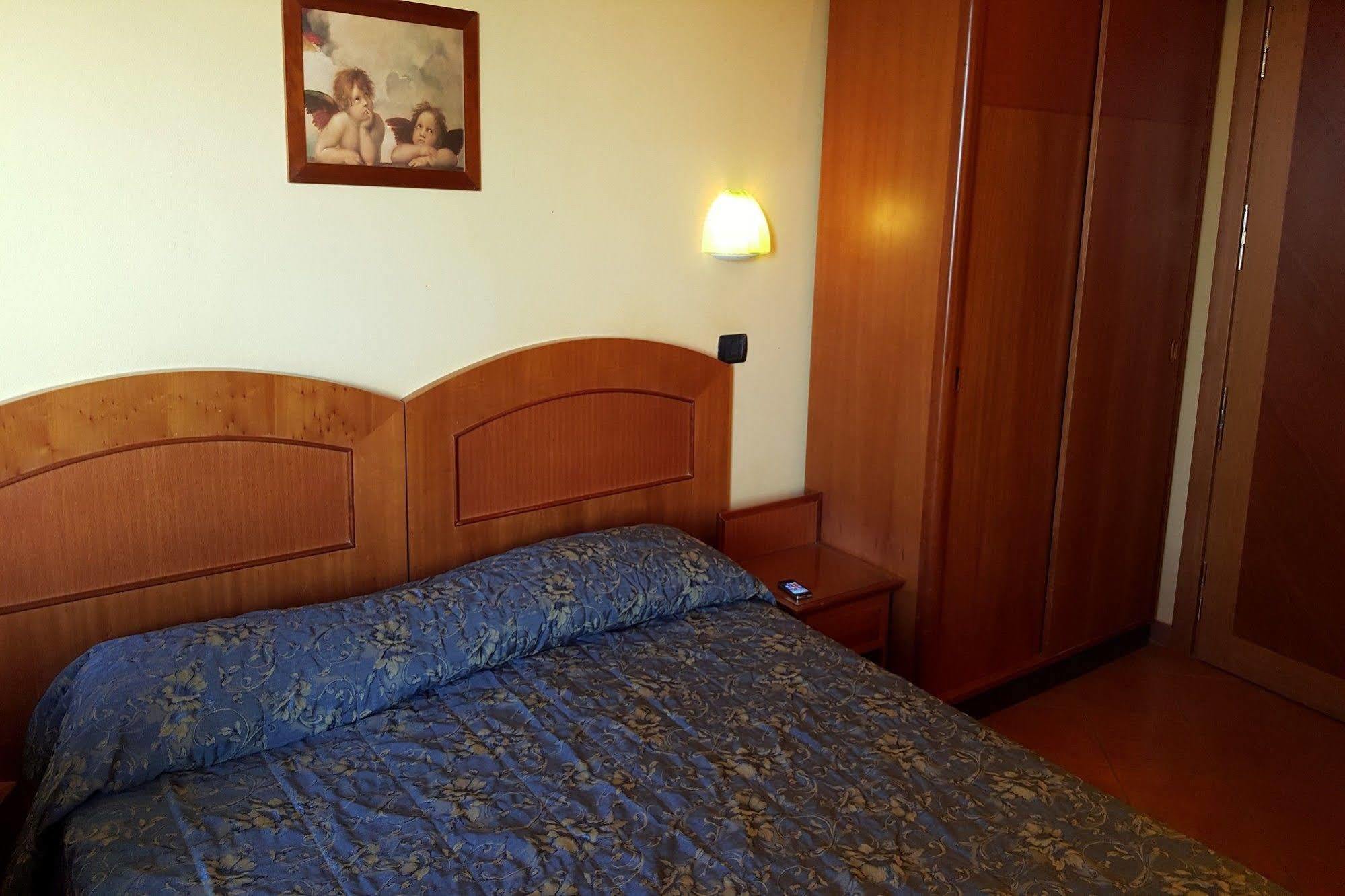 Hotel Audi Frontemare Rimini Eksteriør bilde