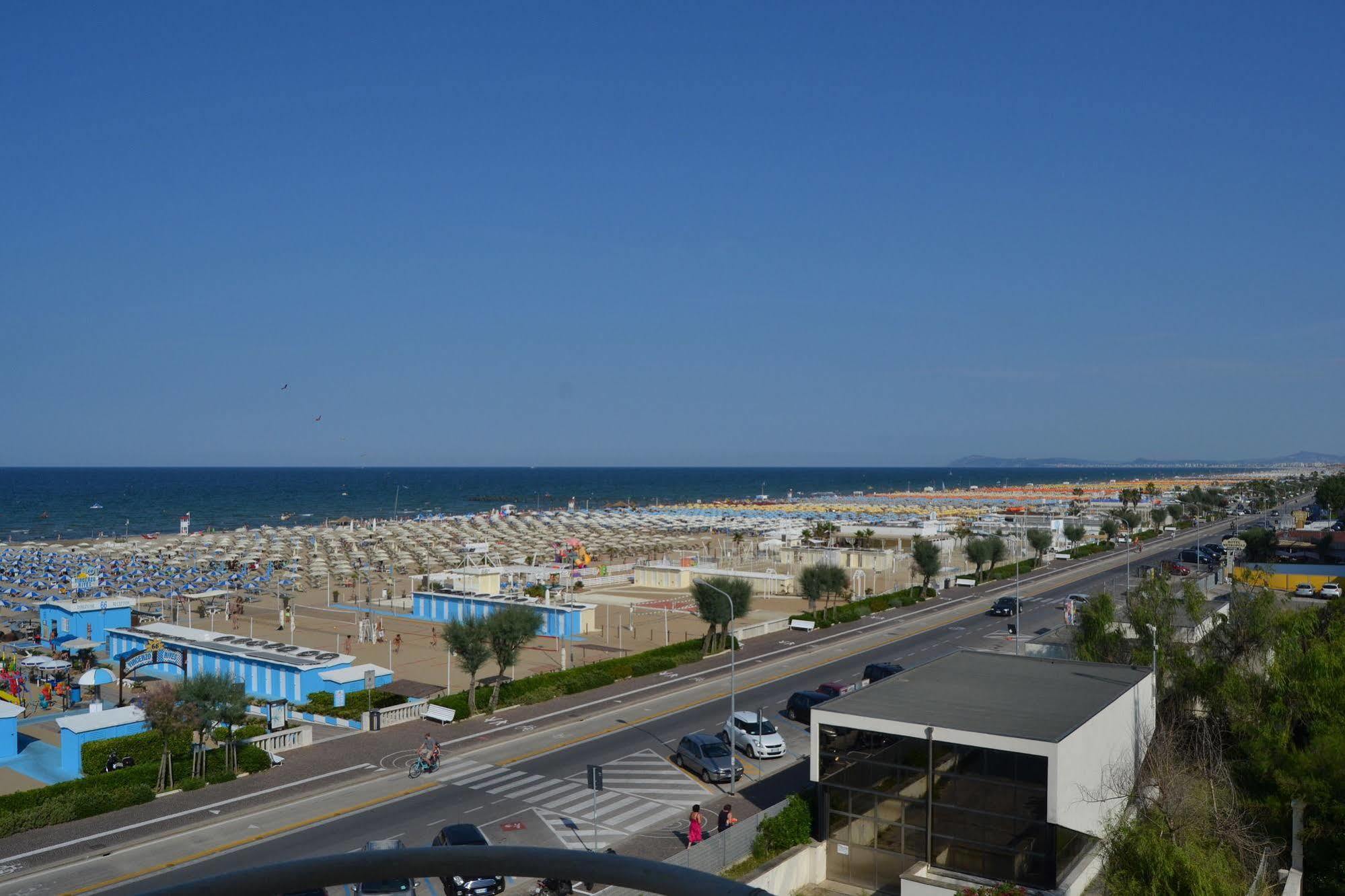 Hotel Audi Frontemare Rimini Eksteriør bilde
